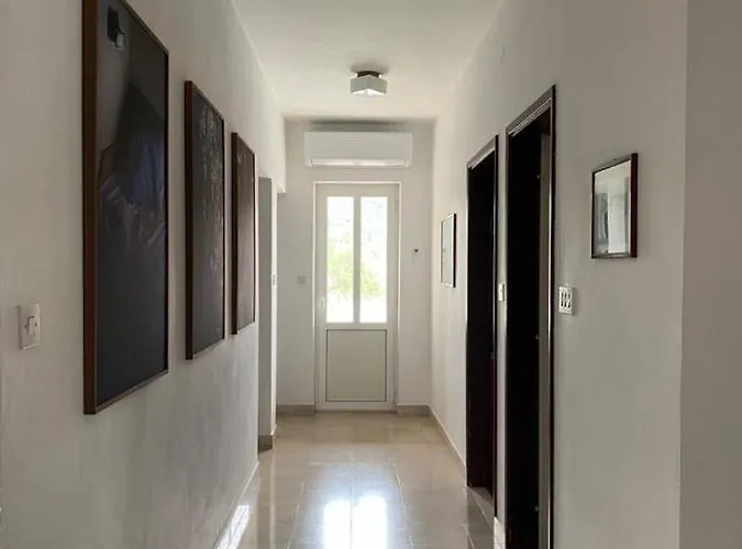 Botica شقة كورتْشولا