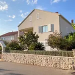 Apartament Botica *