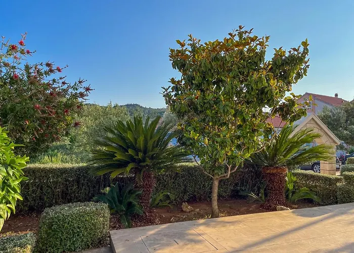 Botica 아파트 코츌라